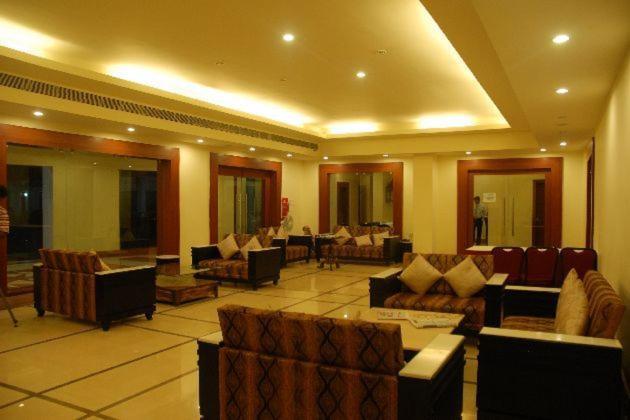 Blue Lily Beach Resort,Пури Екстериор снимка