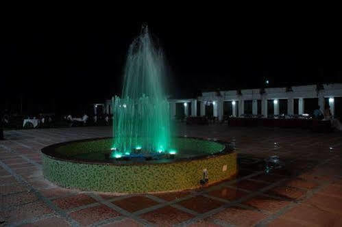 Blue Lily Beach Resort,Пури Екстериор снимка